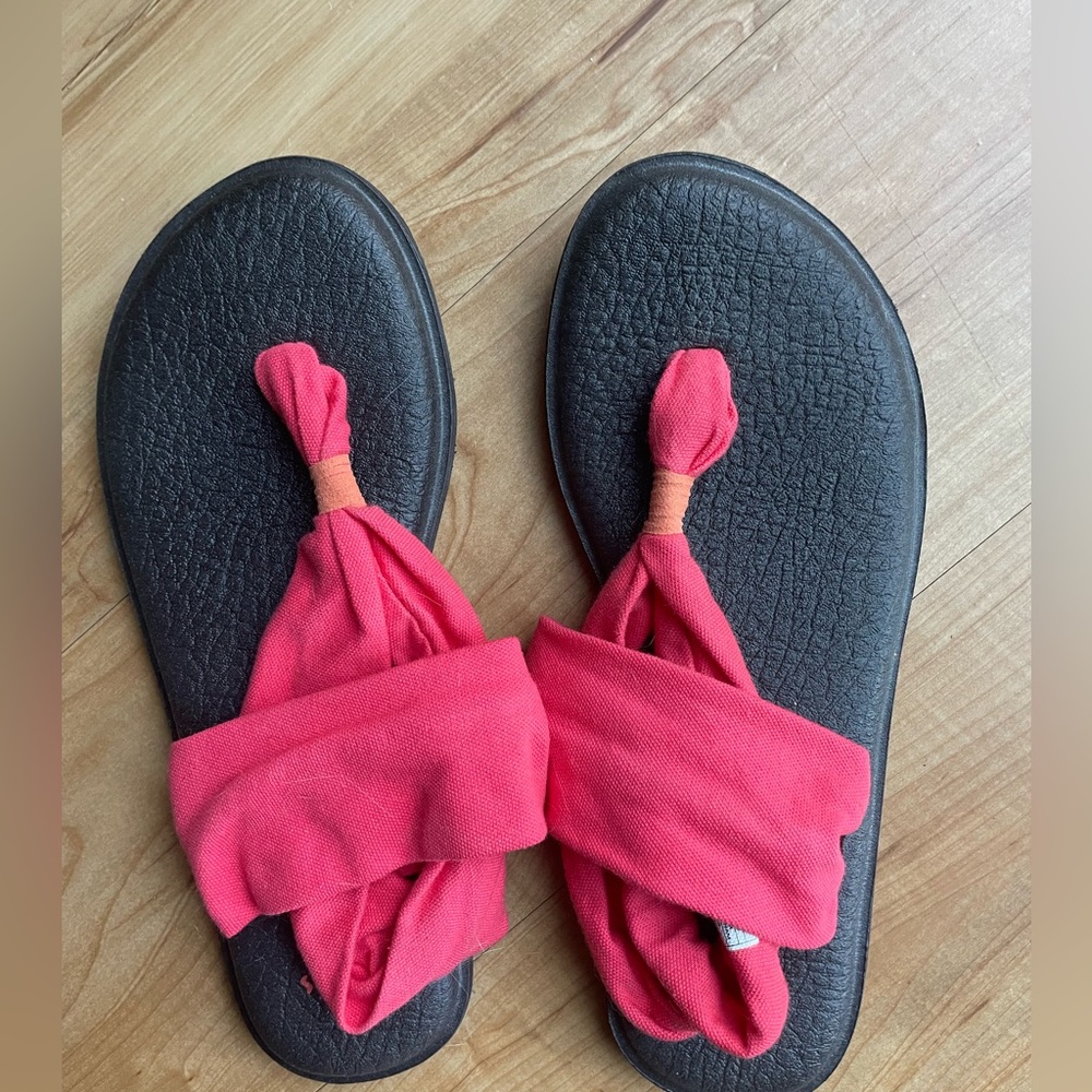 Brand New w/o tags -Sanuk Women's Yoga Sling Comfy Sandals/Size 8